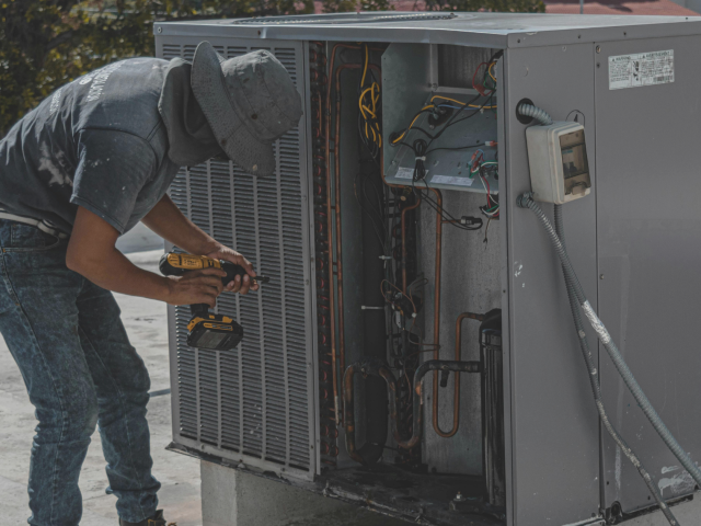 How Do I Choose the Best HVAC Repair Service?